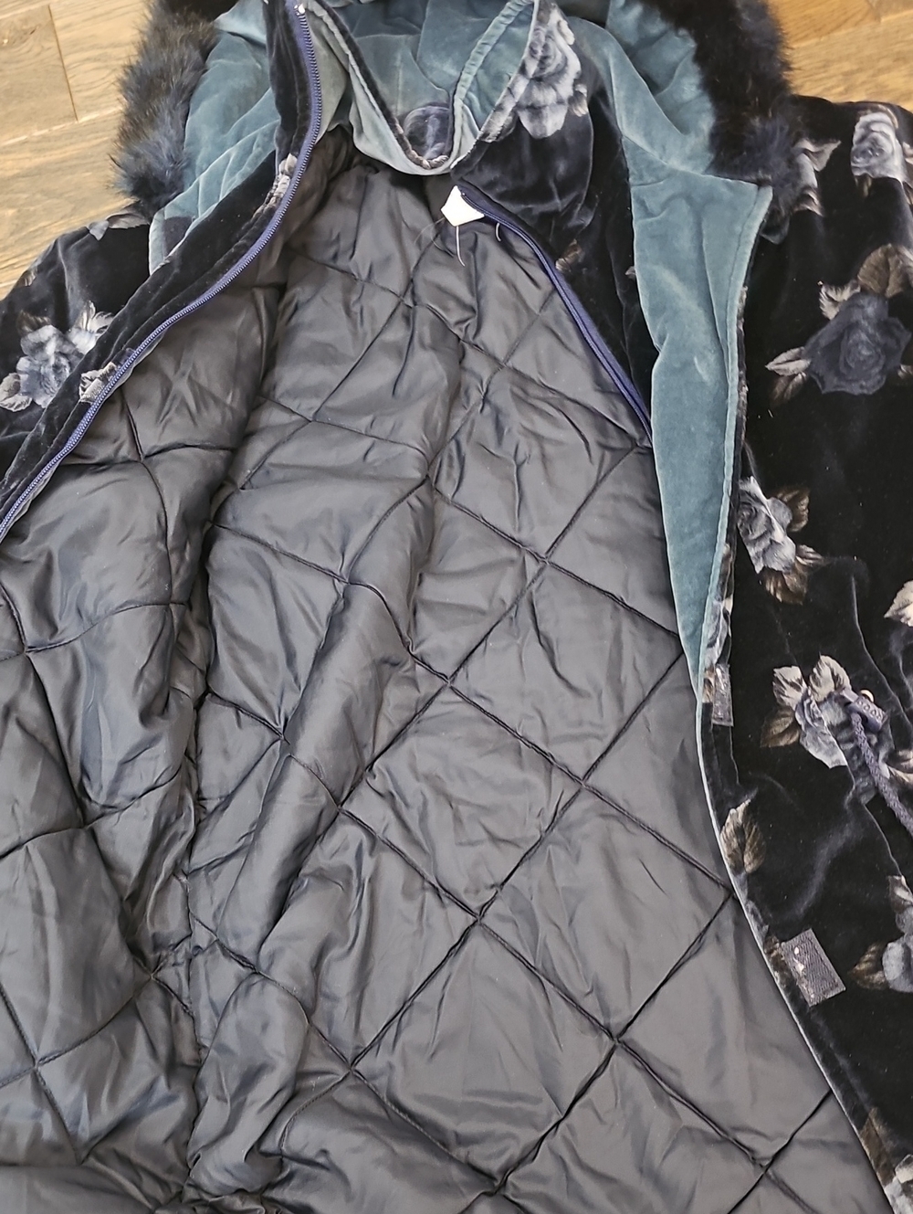 Vintage Floral Coat - Picture 13 of 13